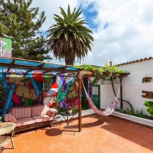 Patio Hostel La Laguna (Tenerife)