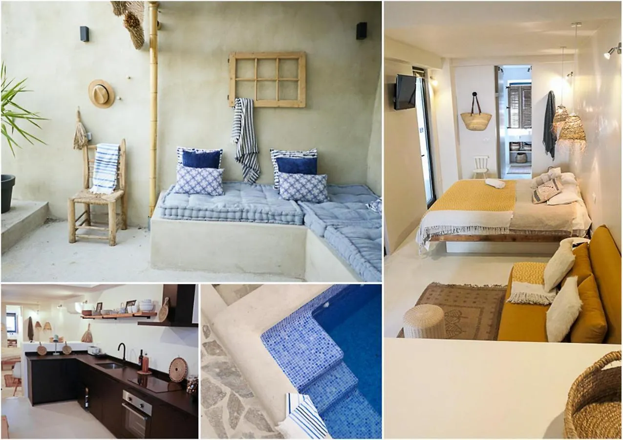 Ronda Center Apartments With Pool 4*,  Spain